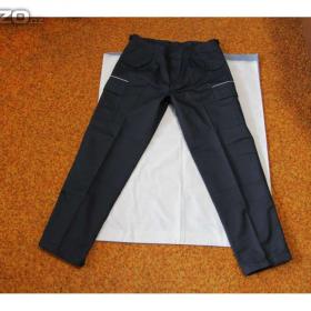 Fotka k inzerátu Černé a tmavě modré, pevné pracovní kalhoty / 16330288