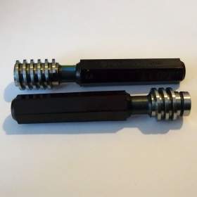 Foto inzerátu KALIBR ZÁVITOVÝ Tr 22x5 SH10 + Tr 22x5 SH10 (sada 2ks) ČR