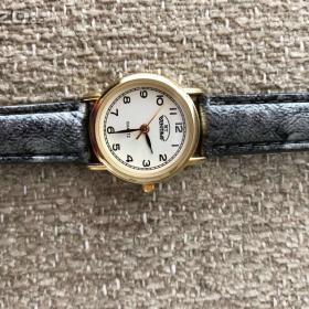 Foto inzerátu Prodám dámské hodinky funkční