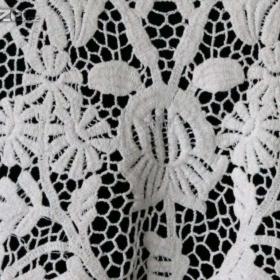 Foto inzerátu Vesta z gipýrské krajky vel.48-52