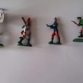 Foto inzerátu cínoví vojáčci