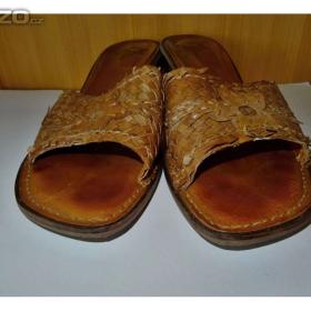 Foto inzerátu Sandály, pantofle, nazouváky Baťa vel. 39