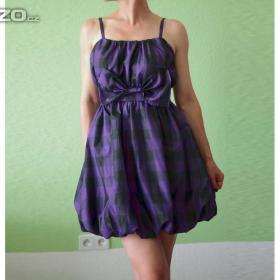 Fotka k inzerátu Fialové balonové šaty s velkou mašlí Lindex vel.170 nebo XS / 18904332