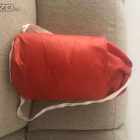 Foto inzerátu Prodám sportovní vak cihlové barvy