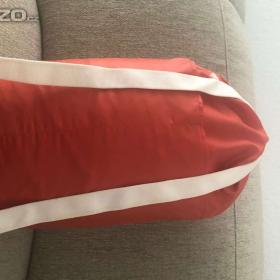 Foto inzerátu Prodám sportovní vak cihlové barvy