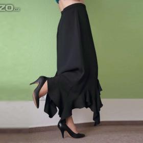 Foto inzerátu Společenská cípatá sukně Barisal vel.38