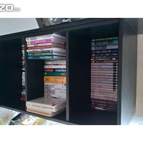 Foto inzerátu Černobílá starší obývací stěna + černý Tv stolek