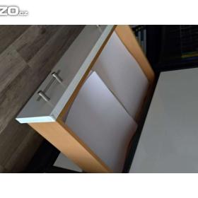 Foto inzerátu Černobílá starší obývací stěna + černý Tv stolek
