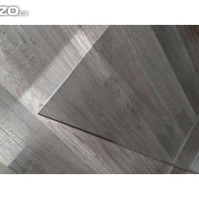Foto inzerátu Černobílá starší obývací stěna + černý Tv stolek