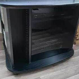 Černý Tv stůl na kolečkách / 16951420