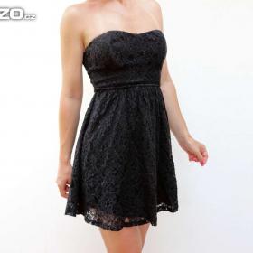 Foto inzerátu Krajkové skater šaty Blind Date vel.S