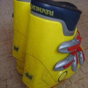 Foto inzerátu Dětské lyžáky Munari-Speedy 500