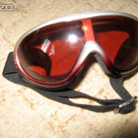 Foto inzerátu Dětské lyžařské brýle