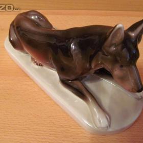Retro porcelánový pes / 17333513