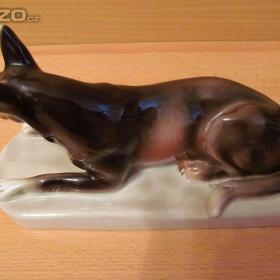 Foto inzerátu Retro porcelánový pes