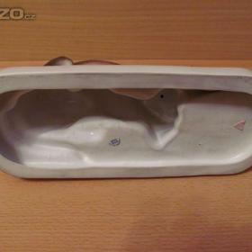 Foto inzerátu Retro porcelánový pes