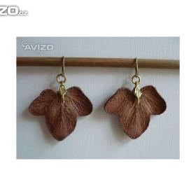 Foto inzerátu Náušnice visací - lístky z hnědé kůže