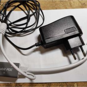 Fotka k inzerátu Gigabit PoE injector od MikroTiku / 19131286