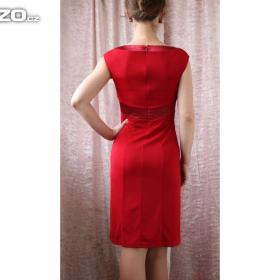 Foto inzerátu Červené elegantní bodycon šaty vel 38
