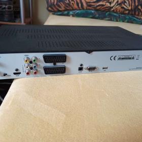 Foto inzerátu Satelitní přímač Topfield TF 7700 HSCI