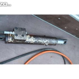 Foto inzerátu Hydraulická pumpa s pístnicí