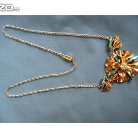 Foto inzerátu Šperky, bižuterie, náhrdelníky, řetízky, brože