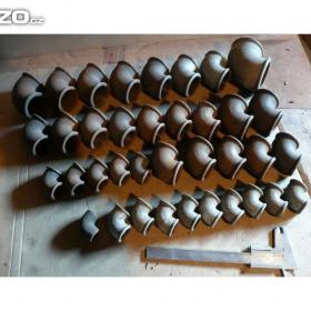 Fotka k inzerátu Černé a pozinkované fitinky a varná kolena, oblouky / 19357431