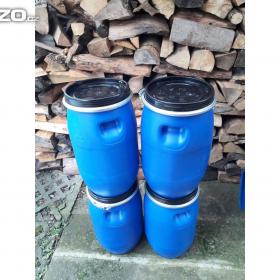 Foto inzerátu SUDY PLASTOVÉ-OBJEM 35 LITRŮ-ČOKOLÁDA-PEVNÝ PLAST-PLASTOVÝ UZÁVĚR S TĚSNĚNÍM