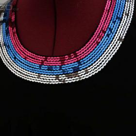 Foto inzerátu Černá dívčí tunika s barevnými flitry - 152-158