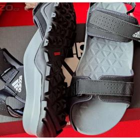 Foto inzerátu Sandály ADIDAS TRAXION, nové akce