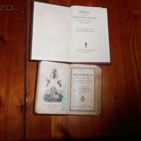 Dvě bible. / 17672231