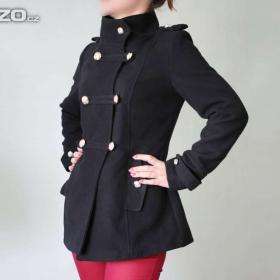 Foto inzerátu Krátký černý kabát - 70% vlna vel.S