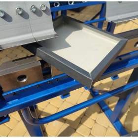 Fotka k inzerátu Segmentová ohýbačka plechu 1000mm / 19044489