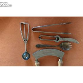 Foto inzerátu Různé náčiní do kuchyně