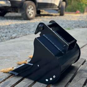 Foto inzerátu Podkopová lžíce 50cm 1,3-2,5t