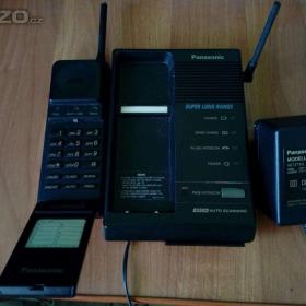 Fotka k inzerátu Telefonní přístroj Panasonic pro pevnou linku s přenosným sluchátkem / 19784943