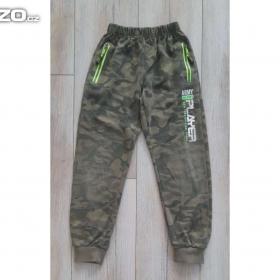 Fotka k inzerátu CHLAPECKÉ TEPLÁKY VEL.128  / 19641265