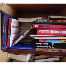 Foto inzerátu Knihy-různé