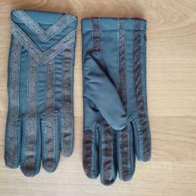 Foto inzerátu Mix čepic, šál, rukavic - dámské i pánské