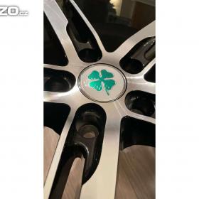 Foto inzerátu Středové hliníkové samolepky alu kola VELKÝ VÝBĚR