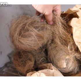 Foto inzerátu Mechanický vysavač, válečeky na malování, těsnění, malířské štětky,chodítko