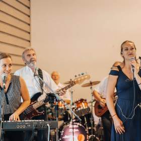 Foto inzerátu Skelet - kapela na svatbu Litomyšl, Svitavy, Česká Třebová