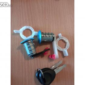 Fotka k inzerátu Zámky sada předních dveří Renault Master II / OPEL Movano / Nisan Interstar / 17402705