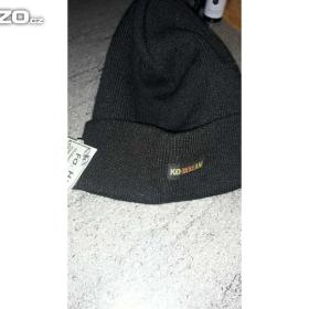 Fotka k inzerátu Zimni čepice, NOVÁ / 17610825