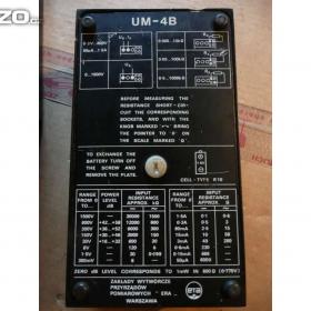 Foto inzerátu Staré měřící přístroje analogové typ UM-4B