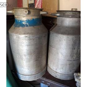 Foto inzerátu Konev na mléko 2ks