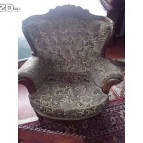 Foto inzerátu Barokni sedačka stolkem