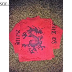 Foto inzerátu Červená mikina