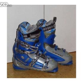 Foto inzerátu Dámský lyžařský set zn. Rossignol - Lyže-Lyžáky-Hůlky-Obal