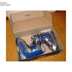 Foto inzerátu Dámský lyžařský set zn. Rossignol - Lyže-Lyžáky-Hůlky-Obal